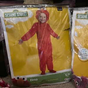 Toddler Elmo costume (used once)